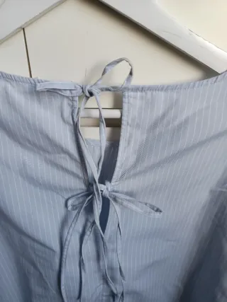 Blusa azul con rayas con lazadas T XL