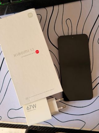 Xiaomi 13 256GB Negro – Muy buen estado + cargador