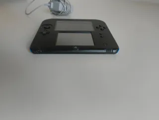 Nintendo 2DS Nera/Blu con Caricatore