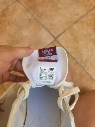 New Balance 327 Piel Beige y Rojo