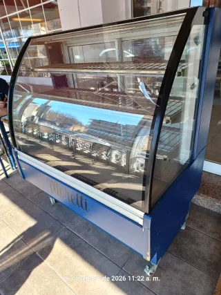 Vitrina expositora caliente