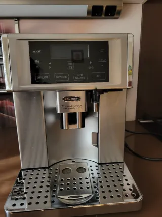 Cafetera DeLonghi Primadonna Avant