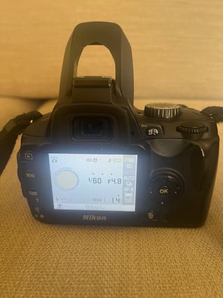 Cámara Reflex Nikon D60 Negra + Accesorios