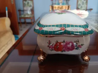 Joyero antiguo porcelana floral