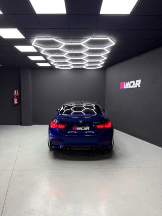 BMW M4 CS
