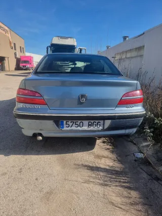 Peugeot 406 2001