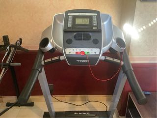 Cinta de correr Bladez Fitness TR101i