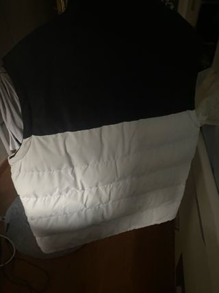 Chaleco acolchado blanco y negro Talla S