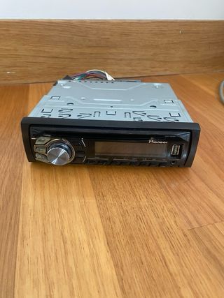 Radio Coche Pioneer Negra