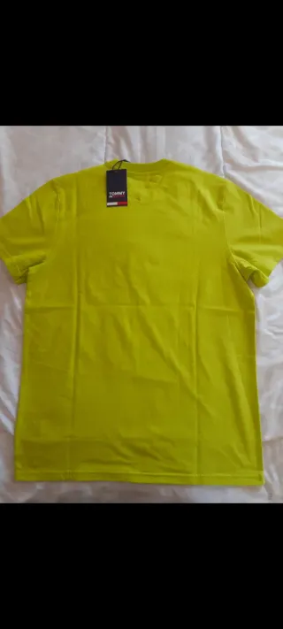 Camiseta Tommy Jeans original a estrenar.