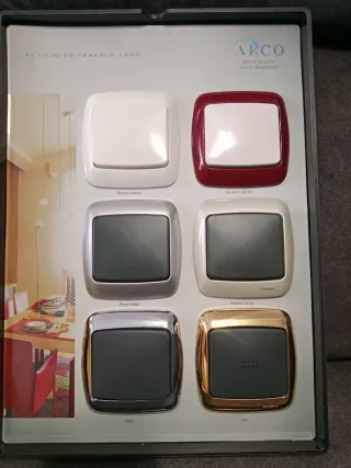 Lote 10 Interruptores niessen arco