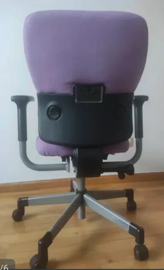 Silla Steelcase lets B