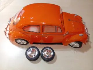 VW ESCARABAJO 1:10 RC TAMIYA CON SUS RUEDAS NUEVO