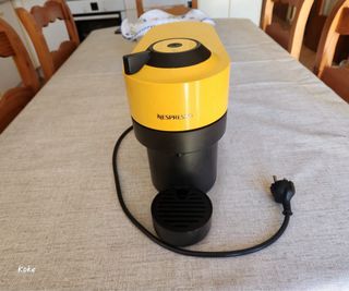 Cafetera Nespresso Vertuo Pop