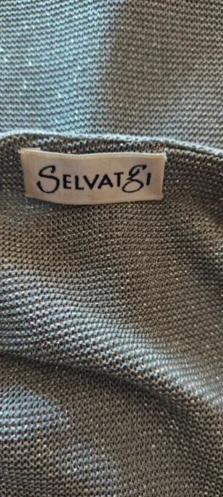 Camiseta plateada con brillo SELVATGI mujer