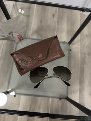 Gafas de sol Ray-Ban Aviator doradas originales