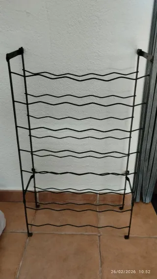 Botellero metálico para 40 botellas