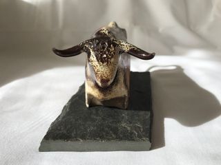 Escultura Toro Cerámica José María Gil Artesanal