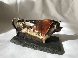 Escultura Toro Cerámica José María Gil Artesanal