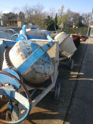 Hormigoneras Monofásicas 200L y 300L