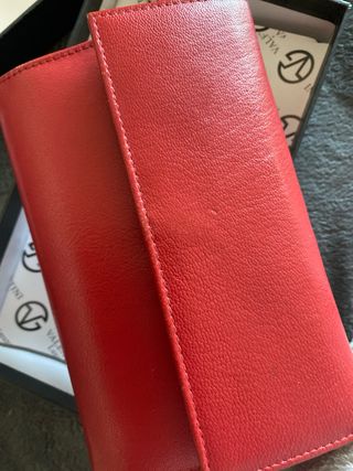 Portafoglio vera pelle rosso, capiente 17 cm x 11