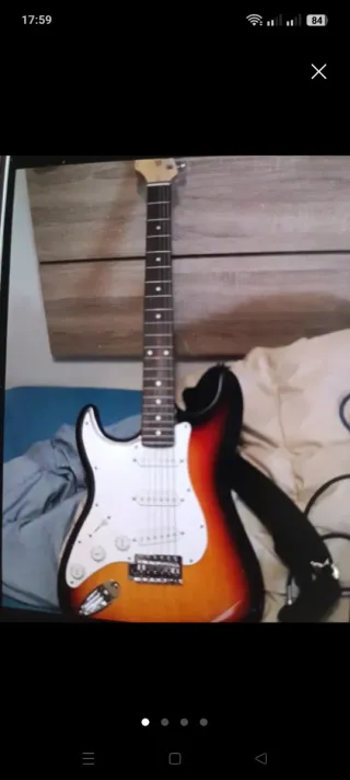 Guitarra Eléctrica HB,funda,pedal,pie y ampli