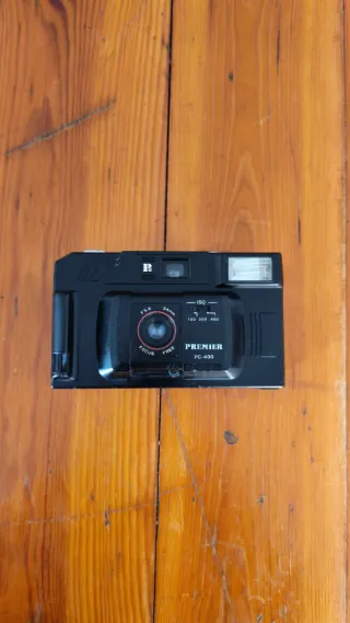 Cámara Premier PC-400 Analógica Negra