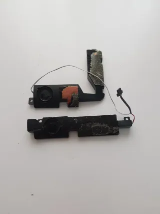 Altavoces Asus F554L