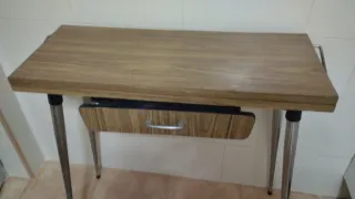 Mesa de cocina madera y metal