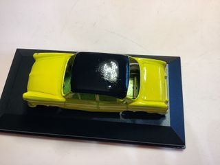 Coche Simca Versalles 1/43 Dinky Toys