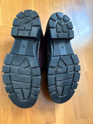 Mocasines charol burdeos Graceland talla 35
