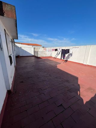se vende casa en el campo de la verdad