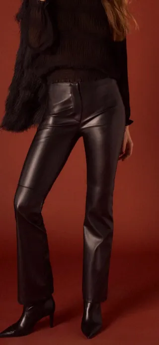 Calças de ecopiel pretas