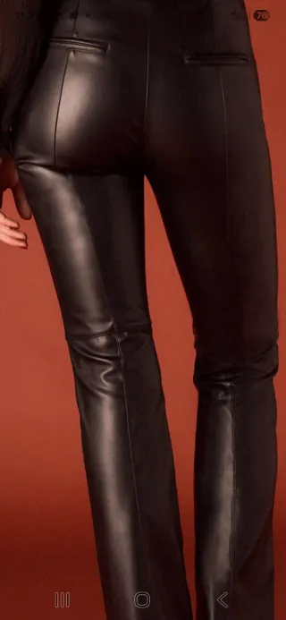 Calças de ecopiel pretas