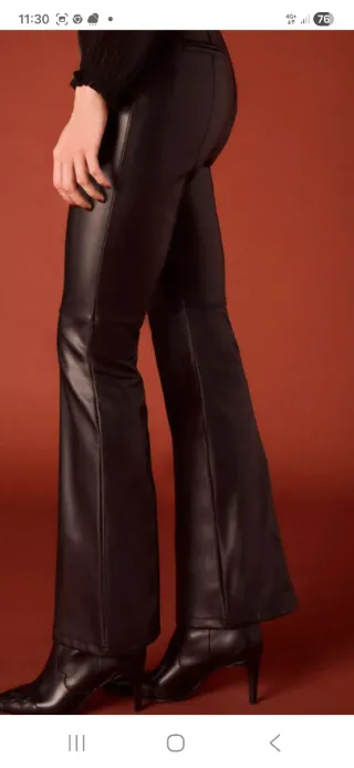 Calças de ecopiel pretas