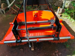 Desbrozadora Tractor 1.60 Desplazable