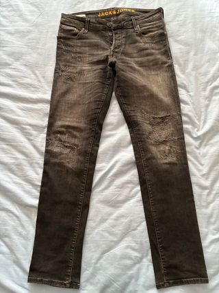 Pantalón vaquero Jack & Jones marrón desgastado
