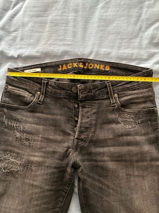 Pantalón vaquero Jack & Jones marrón desgastado