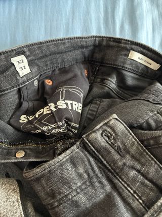 Pantalón vaquero Jack & Jones marrón desgastado