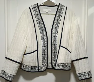 Conjunto Chaqueta y Blusa Elegante