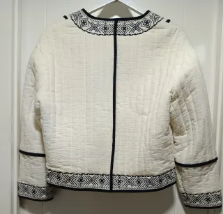 Conjunto Chaqueta y Blusa Elegante