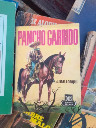 Libros antiguos de los años 60
