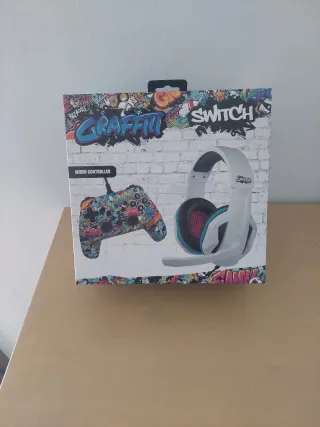 (Precintado) Mando y Auriculares Switch Graffiti