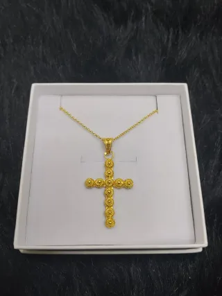 Colar Dourado Cruz