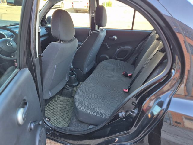 Nissan Micra 2010