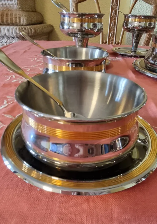 Juego de vajilla para consomé y postre IBER Acero