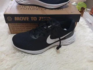 Zapatillas Nike Revolution 6 talla 42