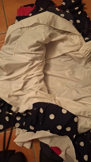 Traje Flamenca Lunares Negro y Rojo