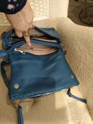 Bolso azul sin estrenar