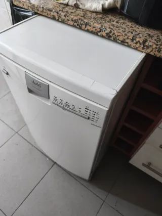 Lavavajillas compacto AEG FAVORIT